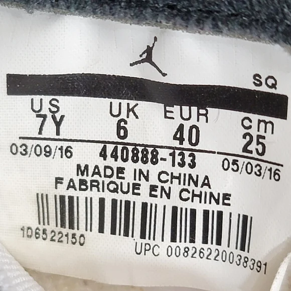 Air Jordan Retro 5 GS Size 7Y Olympic sneakers. - Picture 9 of 9